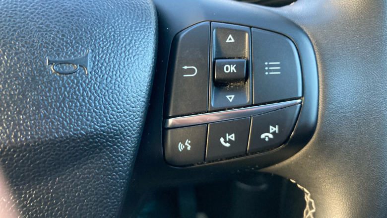 Ford Puma 1.0 EcoBoost Hybrid mHEV Titanium Design 5dr Petrol Hatchback